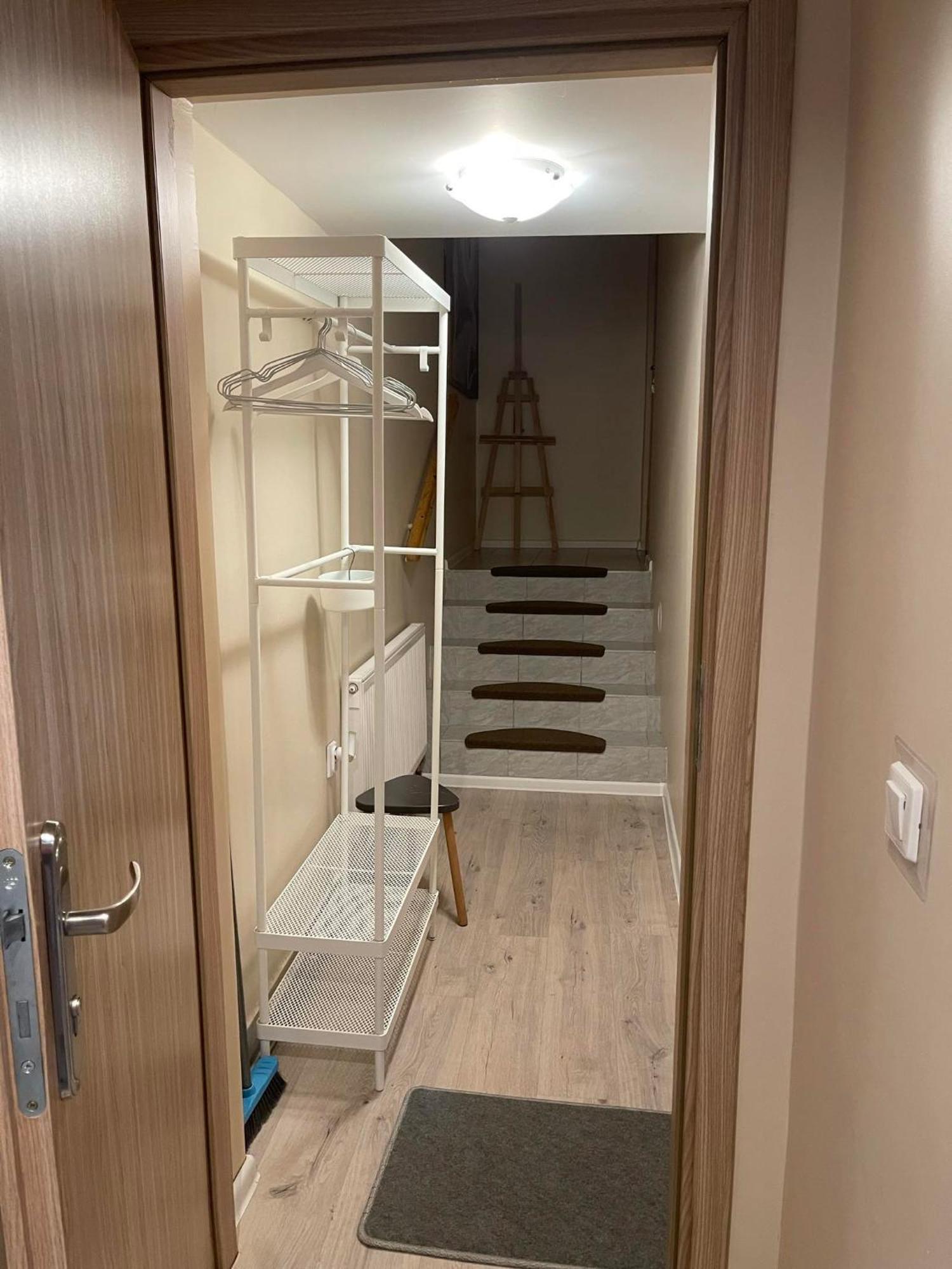Apartment Traper
